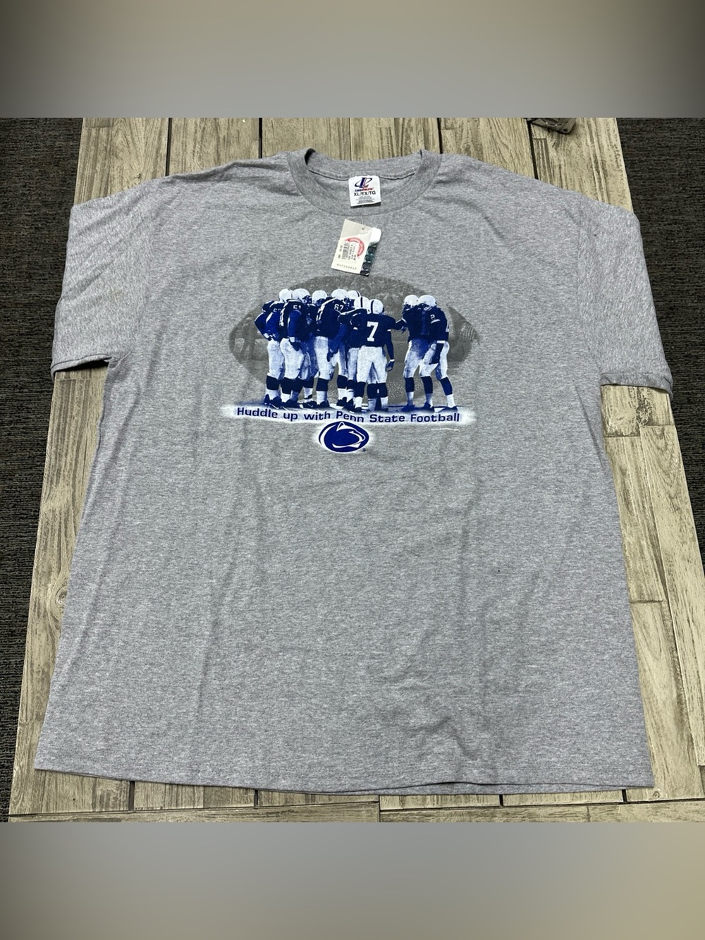 VTG 2002 Logo Athletic Huddle Up With Penn State Football Graphic Tee XL Grey